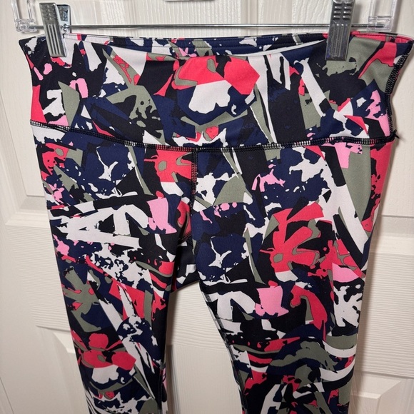 Lululemon Pace Rival Crop - Picture 3 of 12